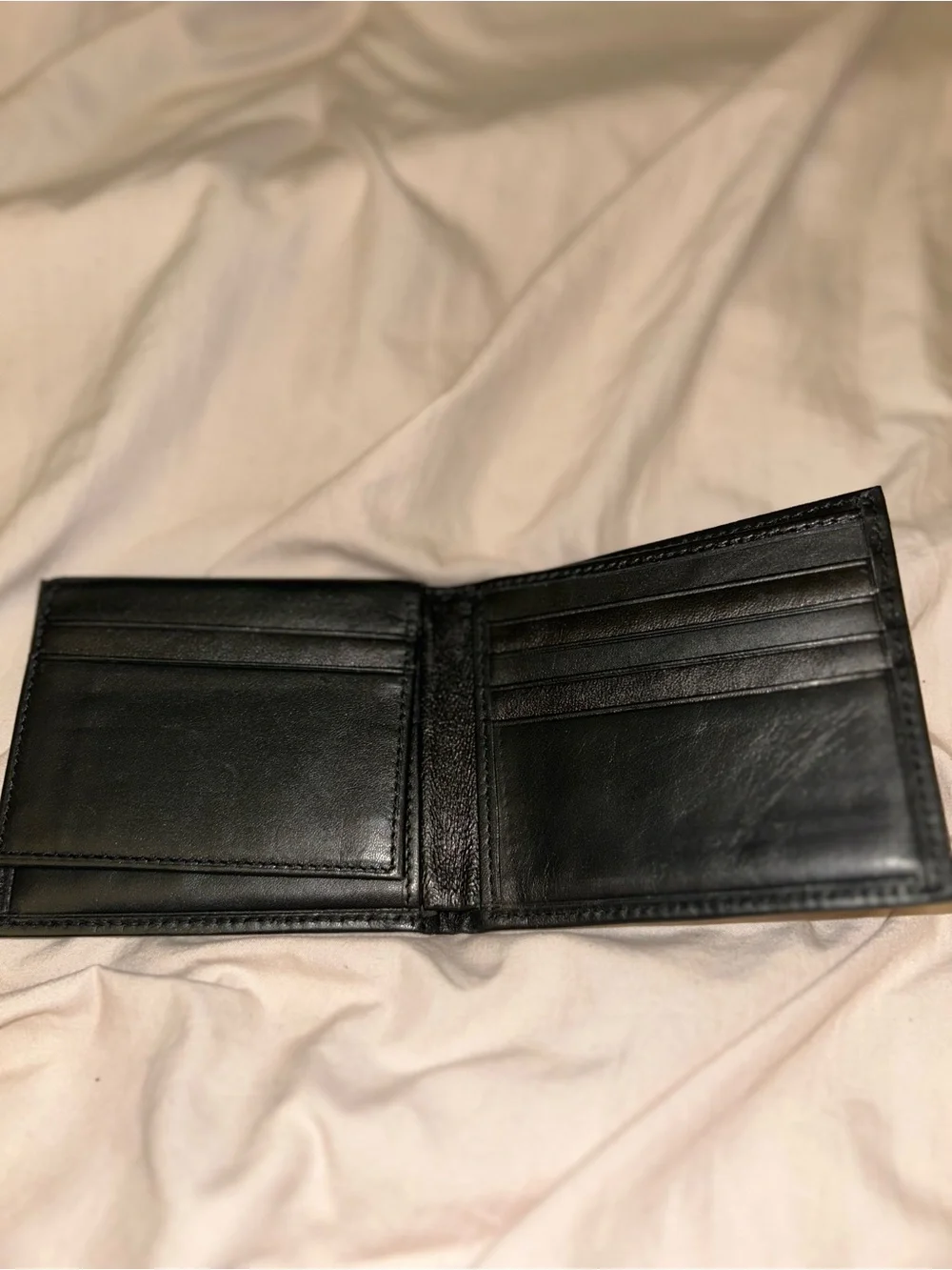 Kenneth Cole Reaction Men's Classic Leather Look Bifold RFID Style Black Wallet